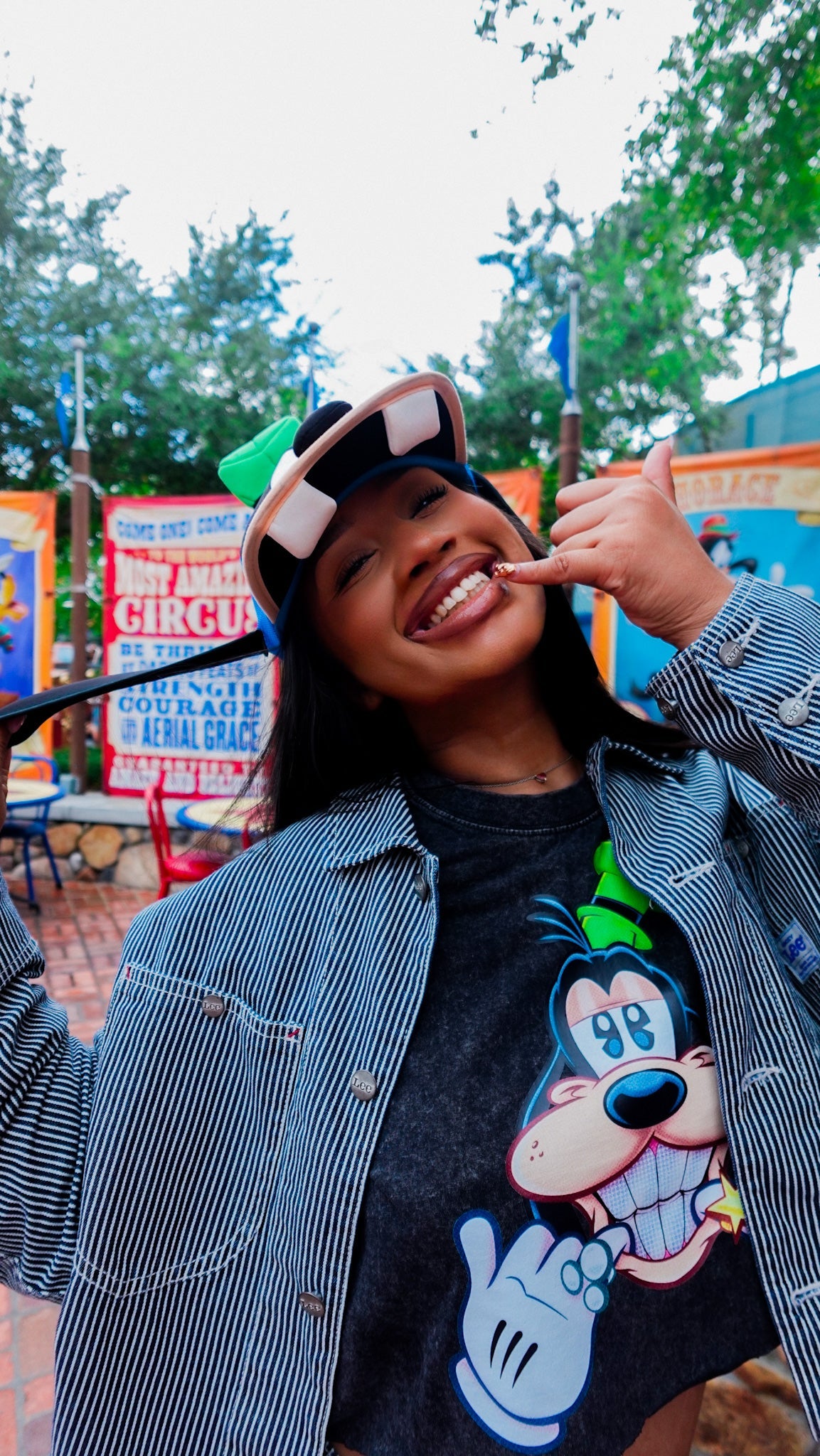 Gleeful Goofy